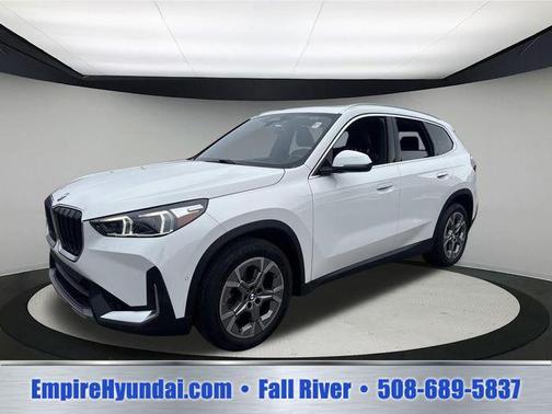 Alpine White 2023 BMW X1 xDrive28i