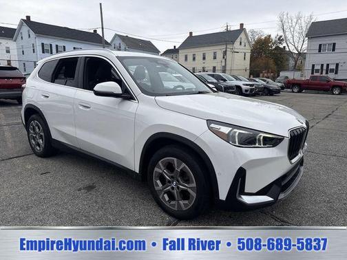 Alpine White 2023 BMW X1 xDrive28i