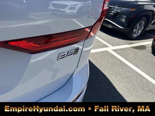 Crystal White Metallic 2023 Volvo XC60 B5 Plus Dark Theme