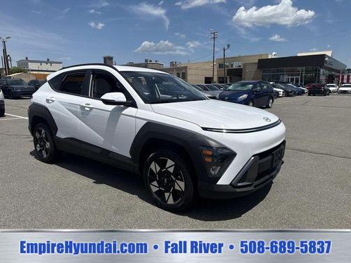 Atlas White 2024 Hyundai KONA SEL
