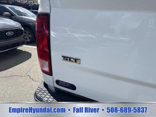 Bright White Clearcoat 2024 RAM 1500 Classic SLT
