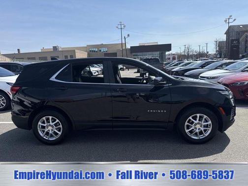 Mosaic Black Metallic 2024 Chevrolet Equinox 1LT