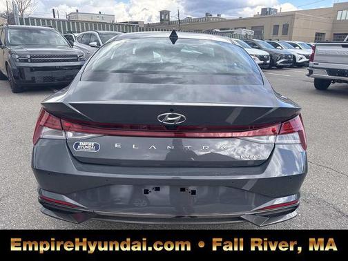 2023 Hyundai ELANTRA Limited