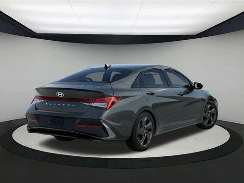 2026 Hyundai ELANTRA Sport