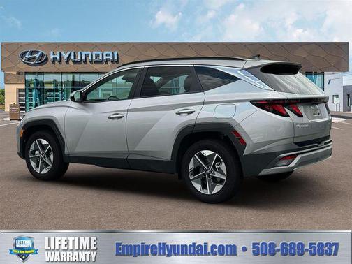 Shimmering Silver 2026 Hyundai TUCSON SEL