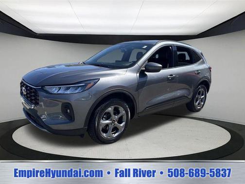 Gray Metallic 2025 Ford Escape ST-Line Select