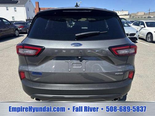 Gray Metallic 2025 Ford Escape ST-Line Select