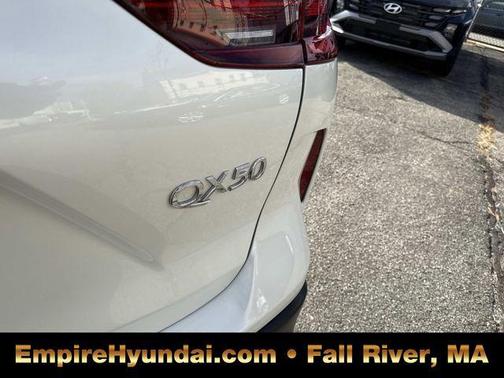 2021 INFINITI QX50 LUXE AWD