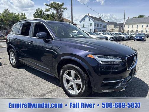 Magic Blue Metallic 2019 Volvo XC90 T5 Momentum