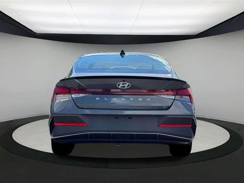 2026 Hyundai ELANTRA Sport