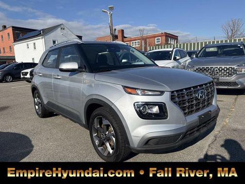 2023 Hyundai VENUE SEL