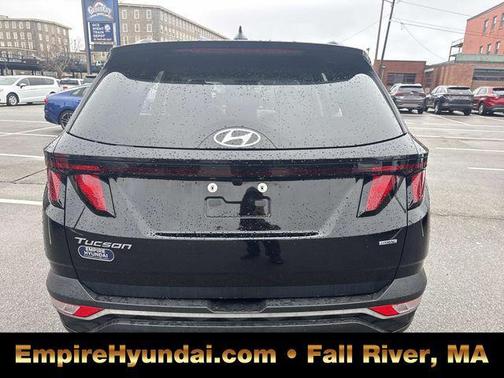 Black Pearl 2024 Hyundai TUCSON SEL