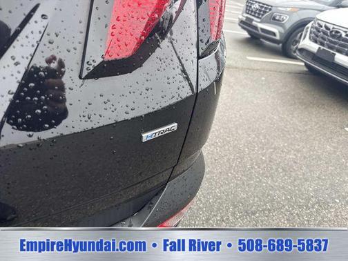 Black Pearl 2024 Hyundai TUCSON SEL