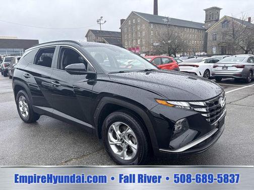 Black Pearl 2024 Hyundai TUCSON SEL