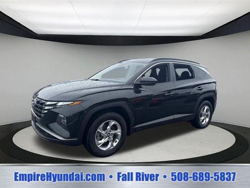 Black Pearl 2024 Hyundai TUCSON SEL