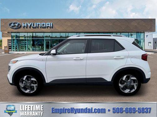 Lunar White 2026 Hyundai VENUE SEL