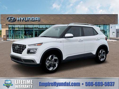 Lunar White 2026 Hyundai VENUE SEL