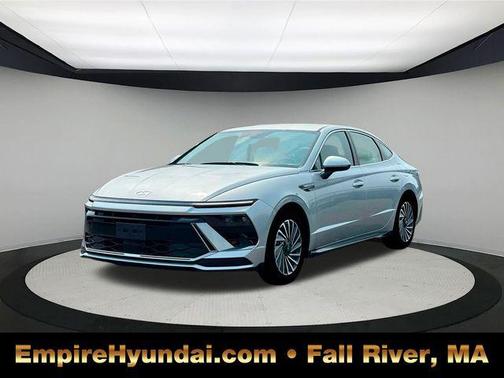 2024 Hyundai SONATA Hybrid SE