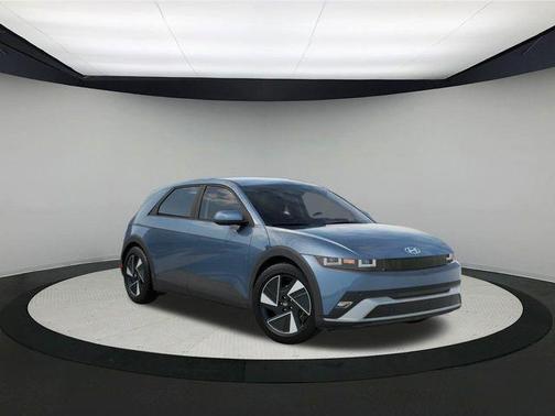 2026 Hyundai IONIQ 5 SE