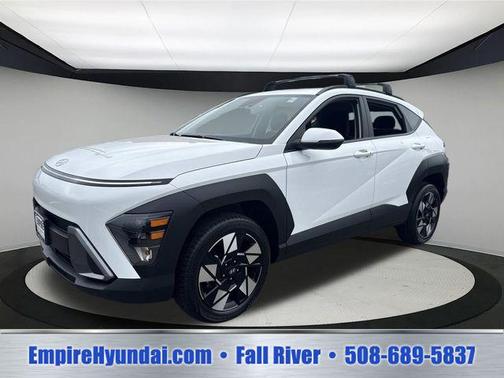 Atlas White 2024 Hyundai KONA SEL