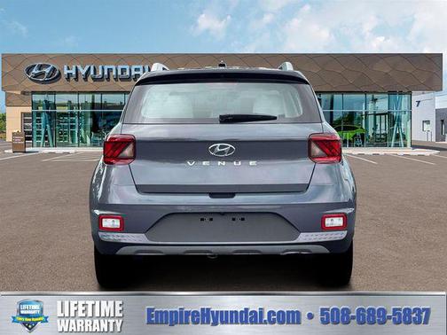 Ecotronic Gray w/Black Roof 2026 Hyundai VENUE SEL w/Two-Tone Roof
