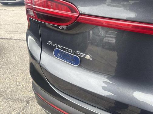 2023 Hyundai SANTA FE SE