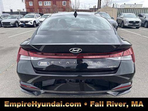 2023 Hyundai ELANTRA Limited