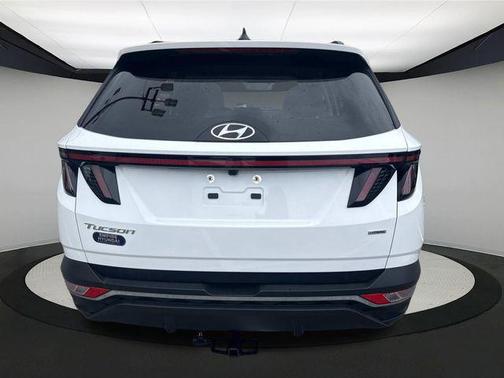 White Pearl 2024 Hyundai TUCSON SEL