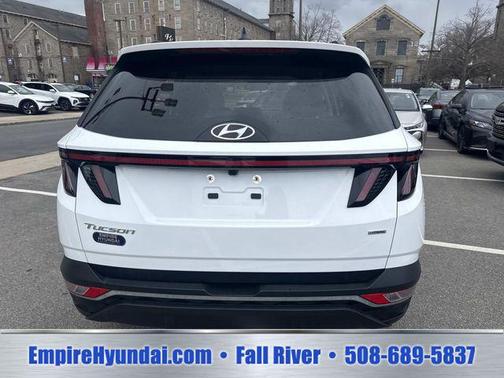 White Pearl 2024 Hyundai TUCSON SEL