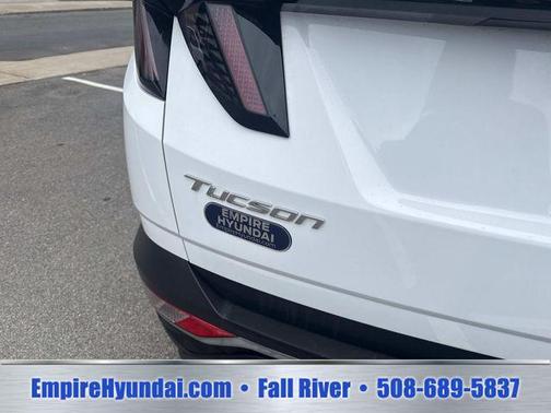 White Pearl 2024 Hyundai TUCSON SEL