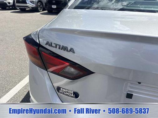 Brilliant Silver Metallic 2024 Nissan Altima 2.5 SV