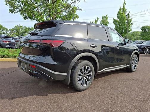 2025 INFINITI QX60 PURE