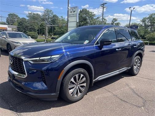 2022 INFINITI QX60 PURE