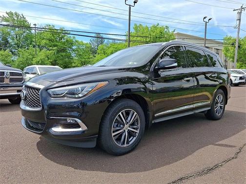 2019 INFINITI QX60 LUXE