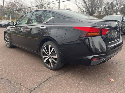 2019 Nissan Altima 2.5 Platinum