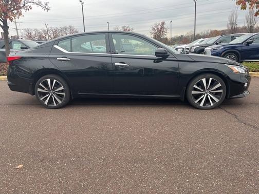 2019 Nissan Altima 2.5 Platinum