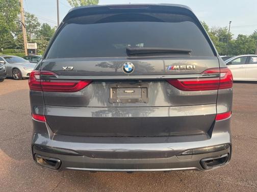 2022 BMW X7 M50i