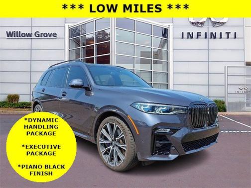 2022 BMW X7 M50i