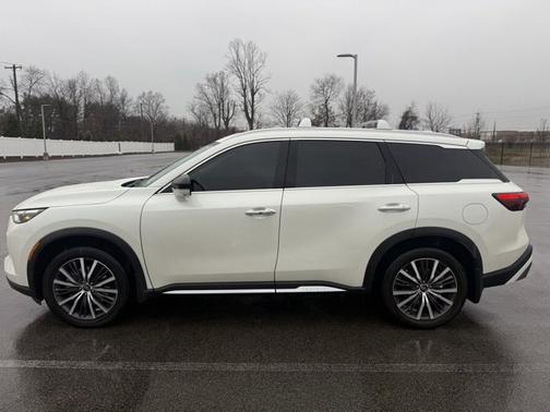 2023 INFINITI QX60 SENSORY