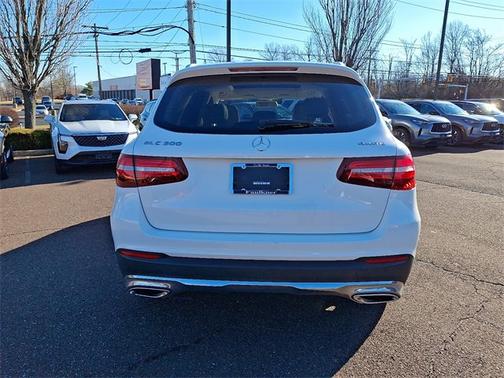 2018 Mercedes-Benz GLC 300 Base 4MATIC
