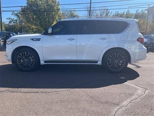 2024 INFINITI QX80 SENSORY