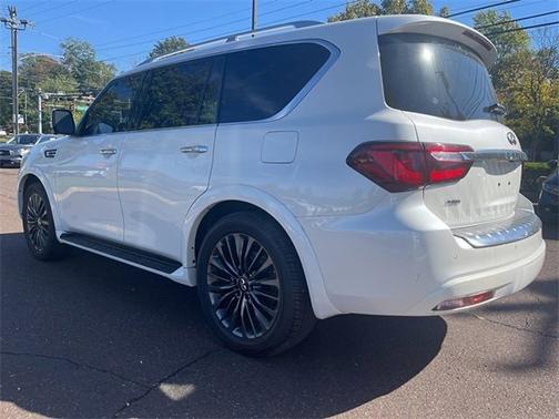 2024 INFINITI QX80 SENSORY