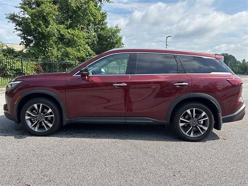 2024 INFINITI QX60 LUXE