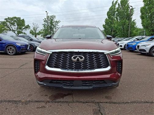2024 INFINITI QX60 LUXE
