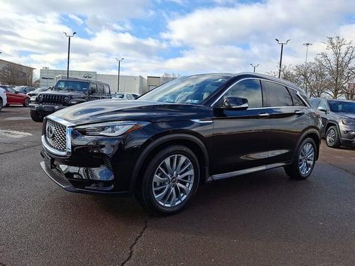 2025 INFINITI QX50 LUXE