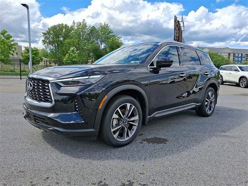 2025 INFINITI QX60 LUXE