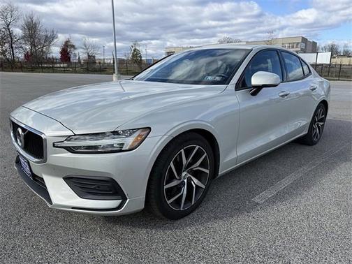2019 Volvo S60 Momentum