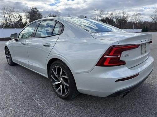 2019 Volvo S60 Momentum