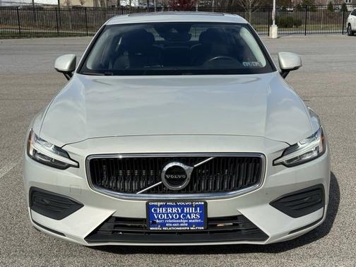 2019 Volvo S60 Momentum