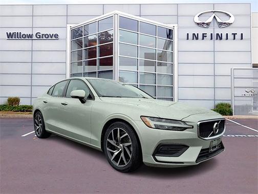 2019 Volvo S60 Momentum